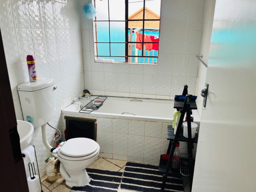 To Let 3 Bedroom Property for Rent in Mmabatho North West